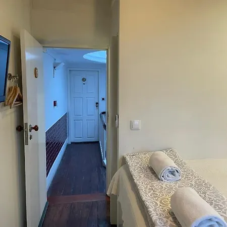 Bed & Breakfast Linha 22 3*