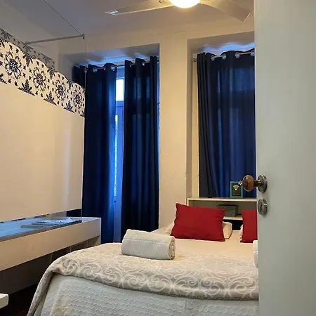 Oporto Clerigos Center Rooms