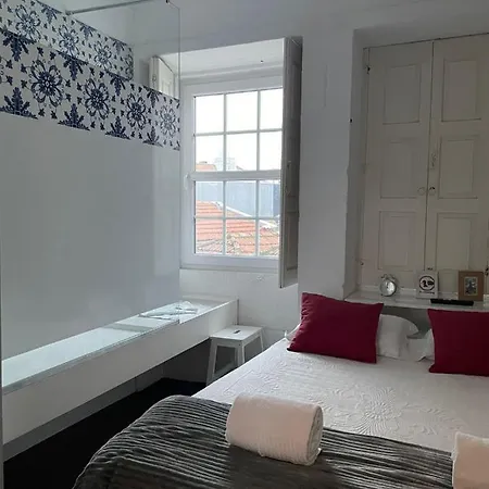 Oporto Clerigos Center Rooms לינה וארוחת בוקר פורטו
