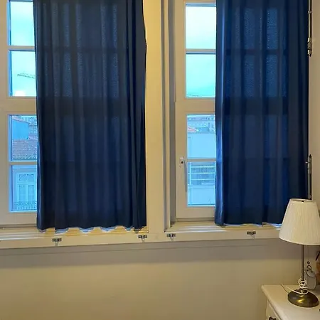לינה וארוחת בוקר Oporto Clerigos Center Rooms