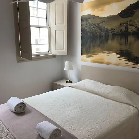 Oporto Clerigos Center Rooms לינה וארוחת בוקר