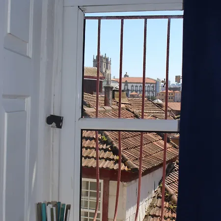 Oporto Clerigos Center Rooms 3* פורטו